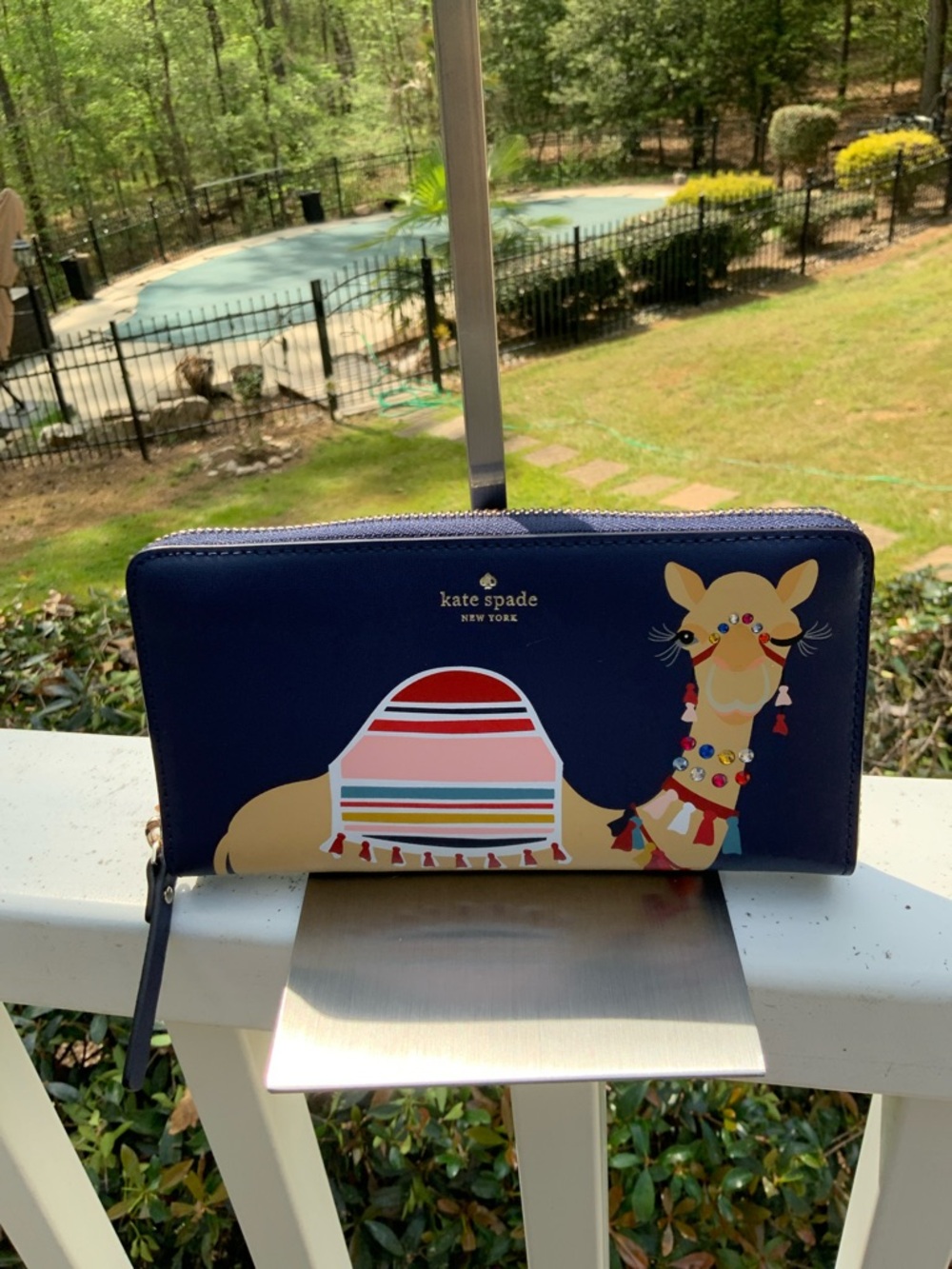 kate spade Novelty Camel Leather navy gold zip-around continental wallet EUC - Picture 8 of 16
